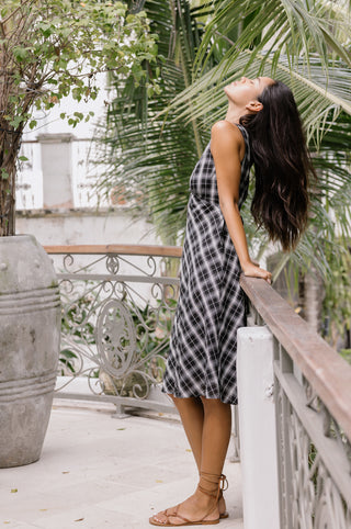 MADELEINE V-NECK DRESS