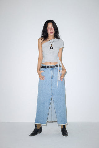 ASH ONE-SHOULDER TOP