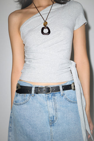ASH ONE-SHOULDER TOP