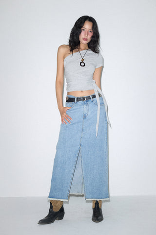 ASH ONE-SHOULDER TOP