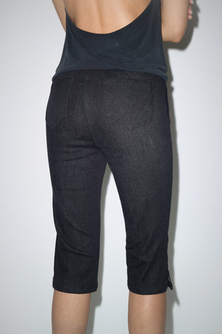 COAL CAPRI PANTS